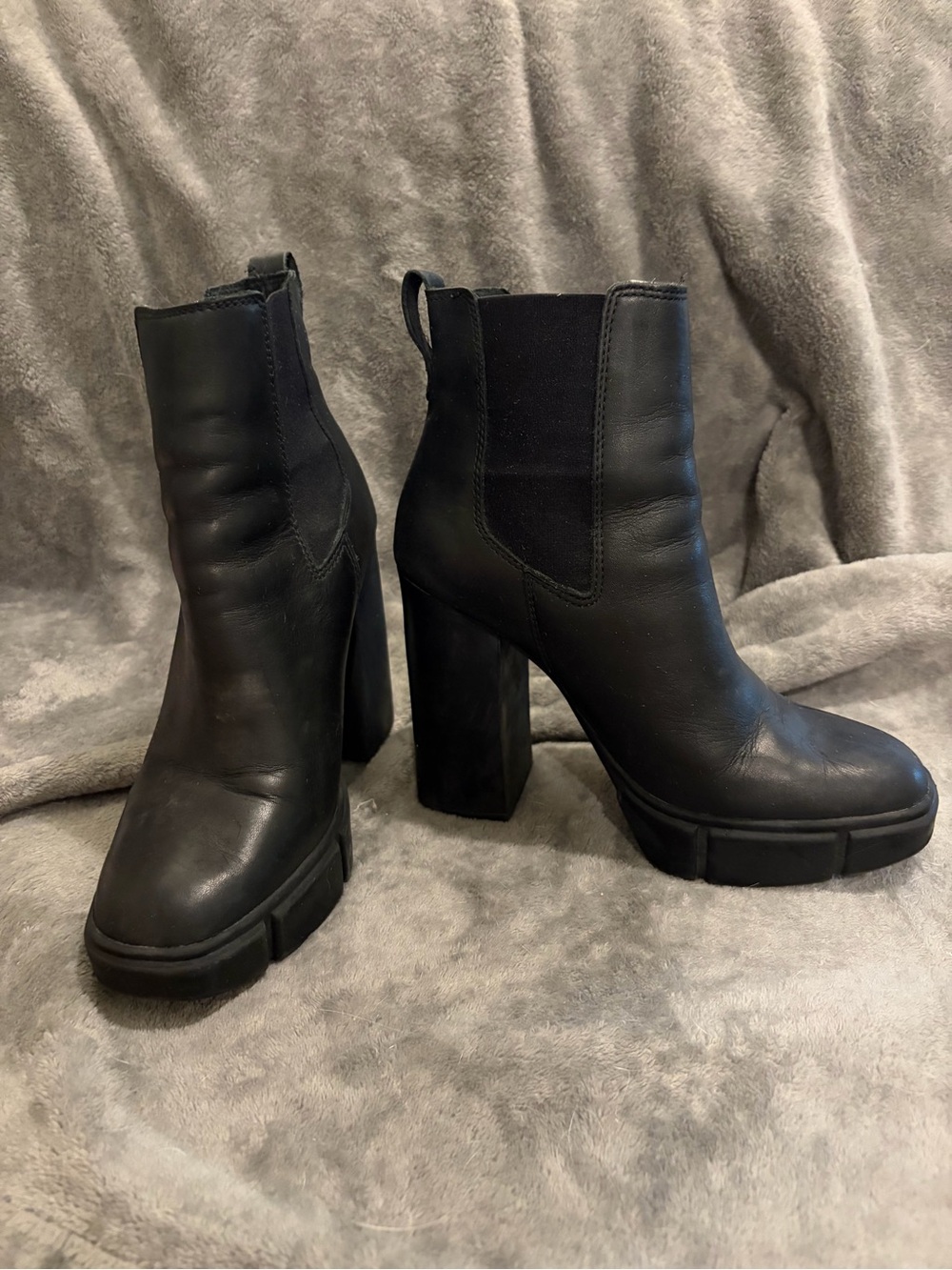 Steve Madden Revised Triple Black Leather Chunky Platform Chelsea Ankle Boots